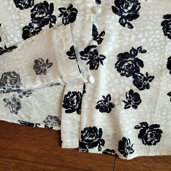 Lane Bryant Blouse Size 16 Button Up Black White Floral Balloon Sleeve Boho Top - Picture 13 of 16